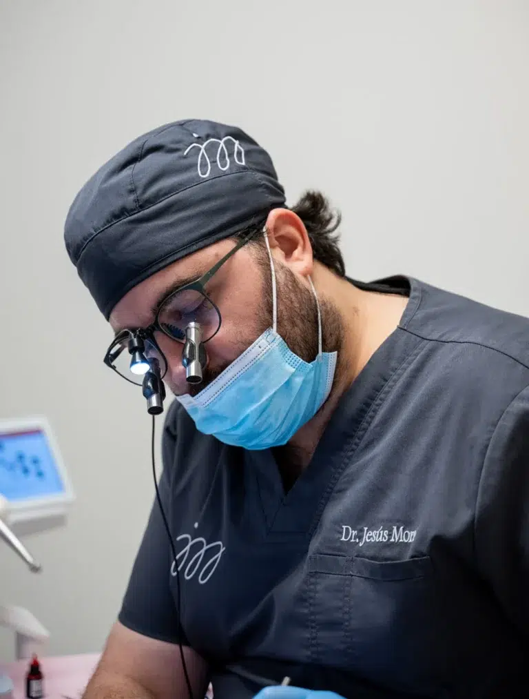 Slide_02-Clinica_Dental_Jesus_Mora